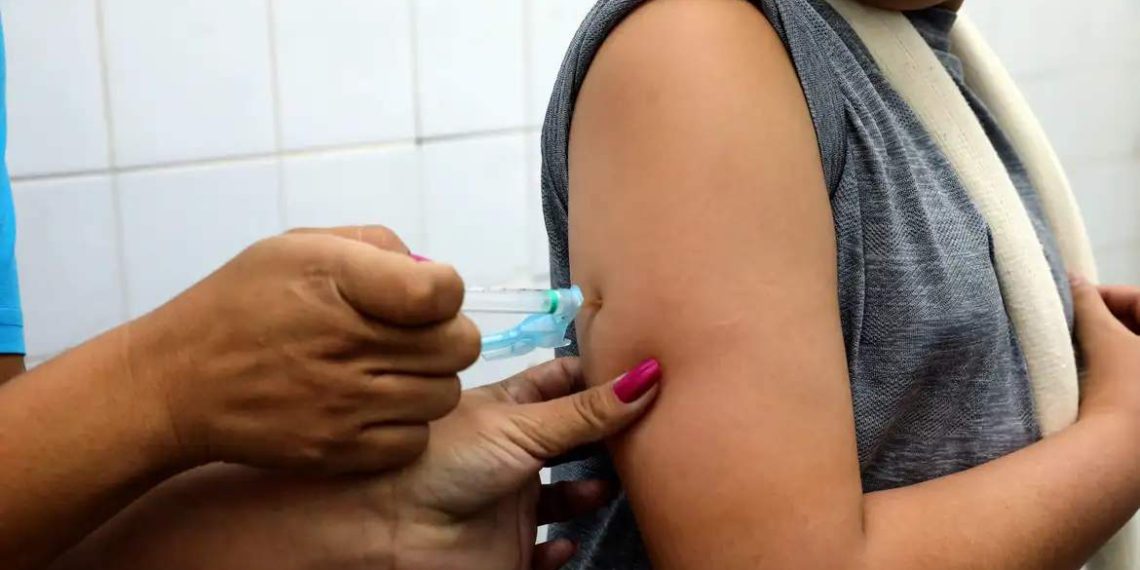 Covid-19: tire suas dúvidas sobre a nova vacina disponível no SUS