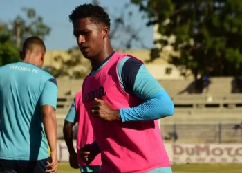 Abuda respeita o Rio Branco, mas não cogita outro resultado que não seja a vitória no clássico
