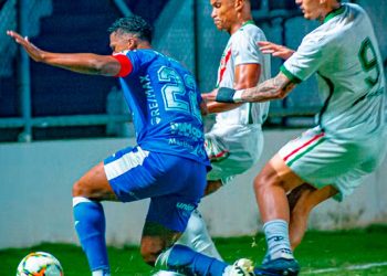 Técnico do Vitória-ES exalta espírito da equipe em início positivo pela reta final da Copa ES