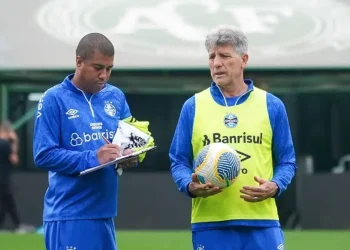 Na Arena Condá, Grêmio encara o Vasco tentando sair do Z4 do Brasileiro