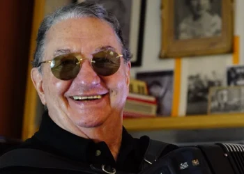 Caçulinha, músico do “Domingão do Faustão”, morre aos 86 anos