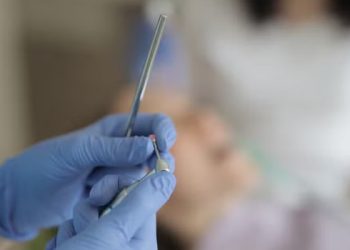 Clínica no ES é condenada a pagar mais de R$ 74 mil para funcionária grávida exposta ao HIV