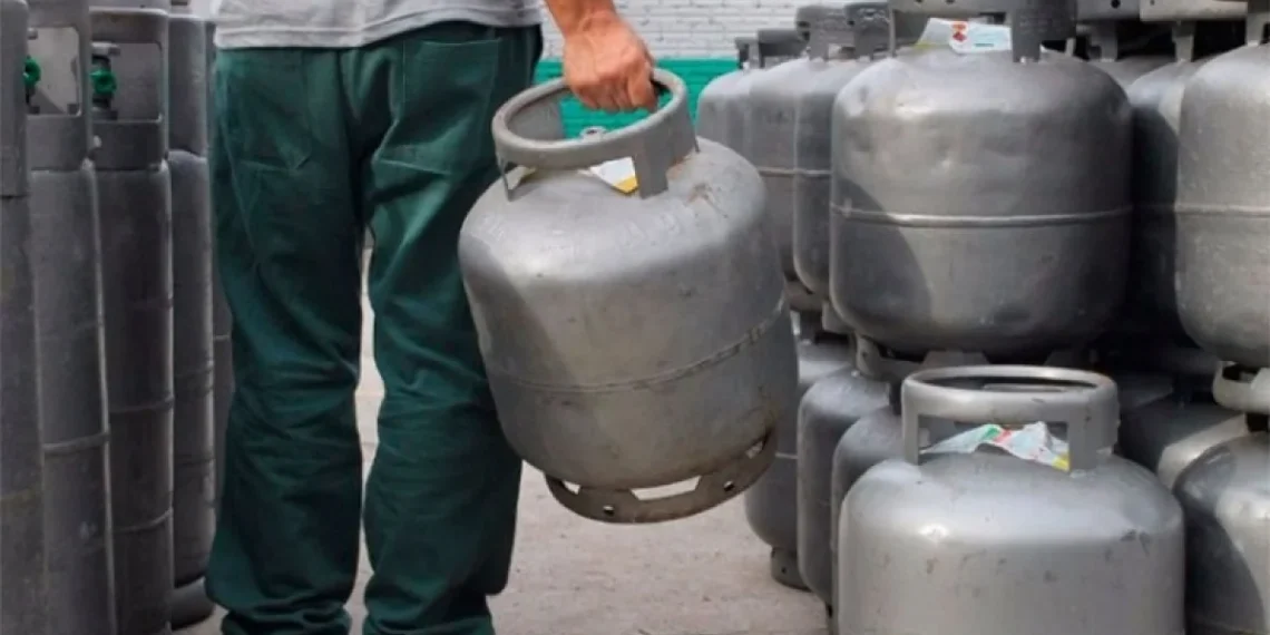 COM AUMENTO BOTIJÃO DE GÁS PODE CHEGAR A 130 REAIS