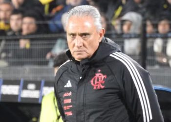 Bastidores: pressão interna sobre Tite aumenta, e jogo com Athletico-PR ganha peso extra no Flamengo