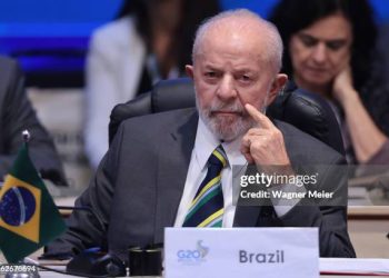 Lula passa por cirurgia em São Paulo para drenagem de hematoma