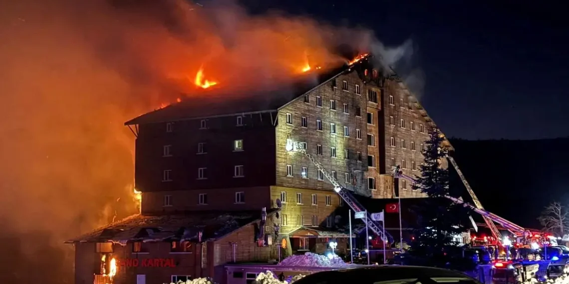 Mortes no incêndio em estação de esqui na Turquia chegam a 76
