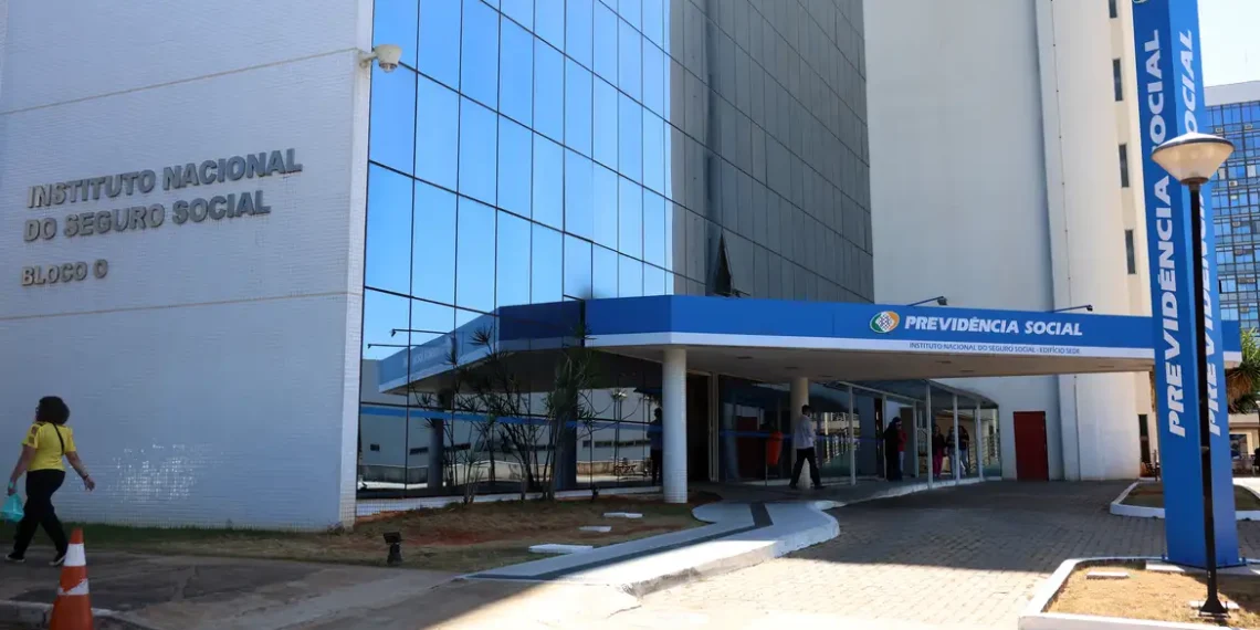 INSS começa a pagar benefícios antecipados nesta quinta