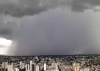 Frente fria provoca instabilidade e pancadas de chuva neste domingo no Espírito Santo