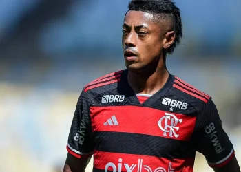 Justiça nega sigilo e autoriza envio de provas contra Bruno Henrique, do Flamengo, a STJD e CPI
