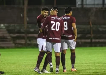 Com direito a “olé”, Desportiva Ferroviária atropela o Rio Branco-ES pela Copa ES