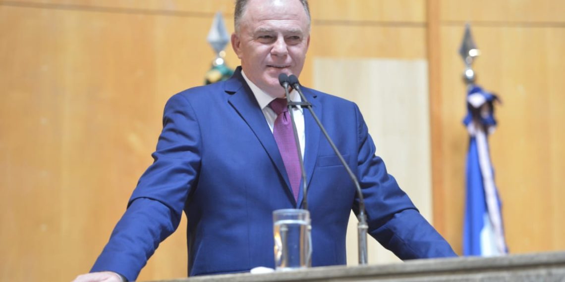 Renato Casagrande participa da audiência pública do Orçamento 2026 em Linhares