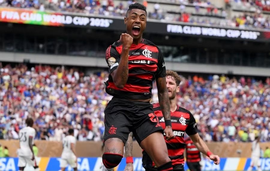 Bruno Henrique decide, e Flamengo vence Chelsea com direito a olé: 3 a 1