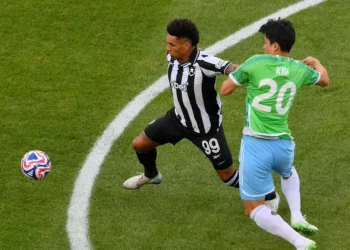 Botafogo vence o Seattle Sounders na estreia do Mundial de Clubes