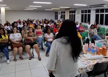 Prefeitura capacita profissionais para o Dia D da Vacinação Antirrábica em Nova Venécia
