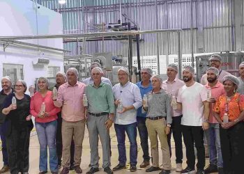 São Mateus ganha nova indústria de água de coco com investimento de R$ 10 milhões; Oba Hortifruti criará 30 novos empregos