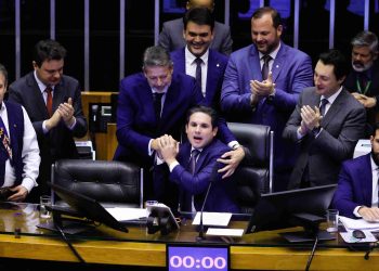 Câmara aprova por unanimidade isenção de Imposto de Renda até R$ 5 mil e taxação para os mais ricos