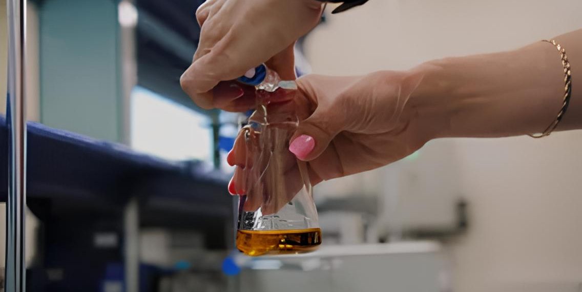 Pesquisas de universidades públicas promovem detecção de metanol