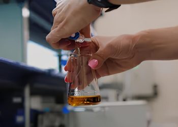 Pesquisas de universidades públicas promovem detecção de metanol