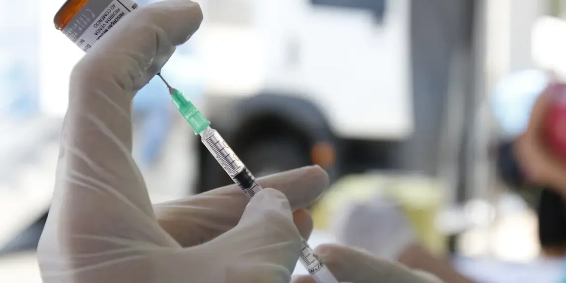 Campanha Nacional de Multivacinação começa hoje em todo o país