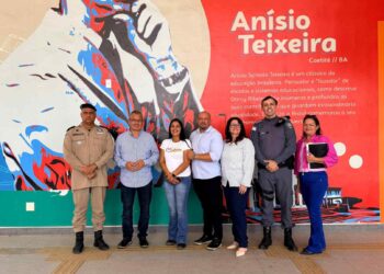 Prefeito Marcus Batista visita escolas cívico-militares na Bahia para implantar modelo em rede municipal