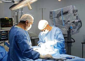 Novo centro cirúrgico do Hospital Roberto Silvares completa um ano com ampliação da assistência