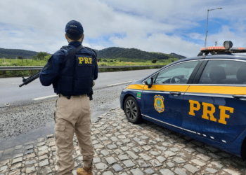 PRF recupera dois veículos furtados em menos de duas horas no ES