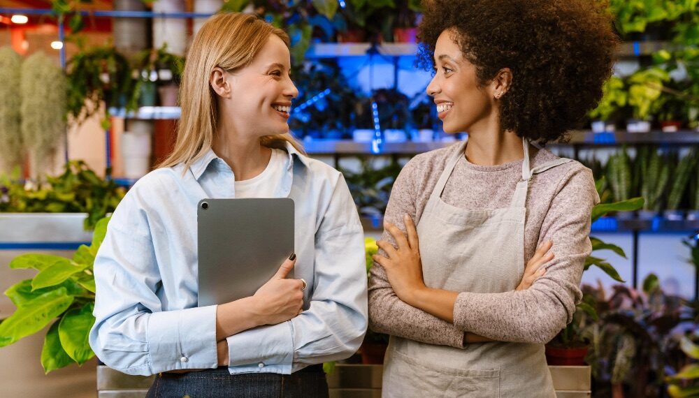 Setores de serviços e comércio concentram 84,1% das mulheres no mercado de trabalho capixaba