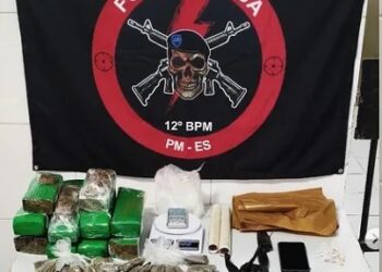 Força Tática apreende mais de 9 kg de maconha e crack em operação nos bairros Boa Vista e Aviso, em Linhares