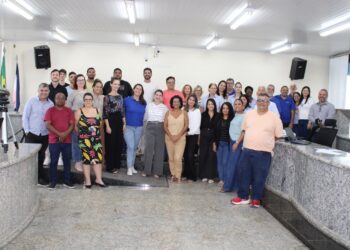 Câmara de Nova Venécia realiza palestra sobre equidade de gênero e direitos das mulheres