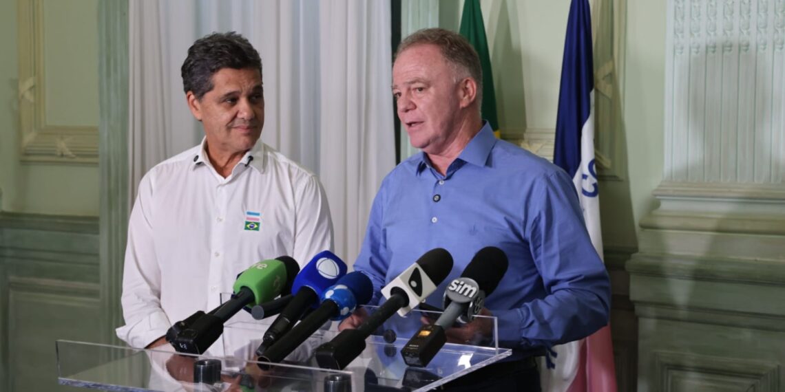 Governador Casagrande anuncia que deixará o cargo para disputar eleições; Ricardo Ferraço assume o Governo em abril