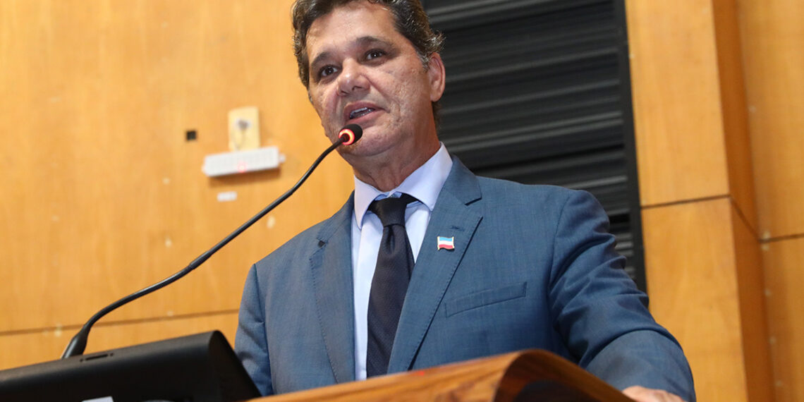 Ales abre credenciamento para imprensa e assessores cobrirem posse de Ricardo Ferraço como governador até 1º de abril