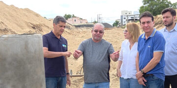 Ricardo Ferraço vistoria obras em Guriri e reforça continuidade de investimentos em São Mateus