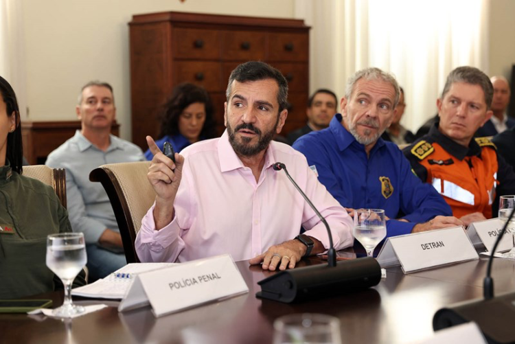 Ferraço lidera primeira reunião do Estado Presente e celebra menor número de homicídios em março nos últimos 30 anos