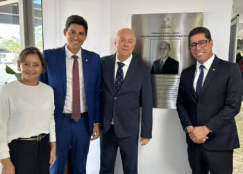 Marcelo Santos exalta legado de Antônio Feu Rosa em inauguração de edifício que leva o nome do desembargador