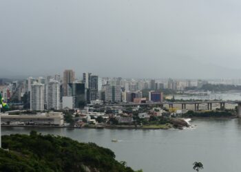 Frente fria muda o tempo no Espírito Santo: regiões Sul e Serrana podem ter mínima de 13°C