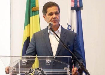 Governador Ricardo Ferraço e prefeito Tiago Rocha entregam 857 óculos, anunciam pavimentação e entregam 32 casas em São Gabriel da Palha