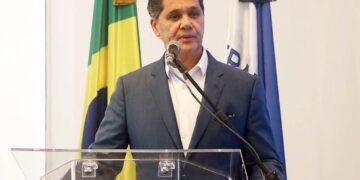 Governador Ricardo Ferraço e prefeito Tiago Rocha entregam 857 óculos, anunciam pavimentação e entregam 32 casas em São Gabriel da Palha