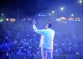 Anderson Freire e Mattos Nascimento agitam primeira noite das comemorações dos 63 anos do município