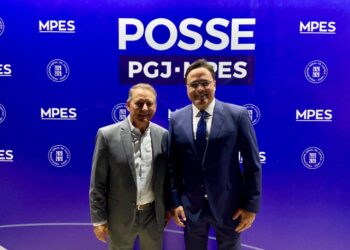 Lubiana Barrigueira prestigia posse de Francisco Berdeal no MPES