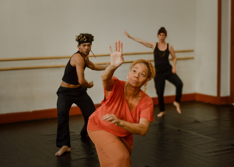 Programação 100% gratuita movimenta Nova Venécia com dança, circo, contação de histórias e música