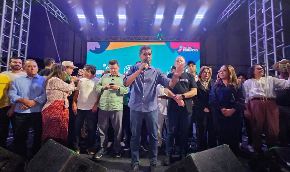 Governador Ricardo Ferraço lança Fundo Cidades 2026 durante Feira dos Municípios na Serra