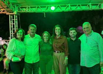 Emanuela Pedroso prestigia comemorações em Marilândia ao lado do prefeito Gutinho Astori e lideranças regionais