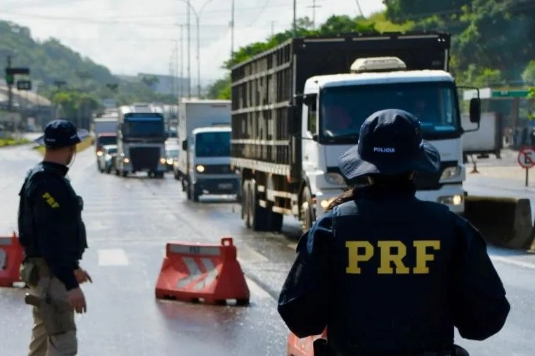 PRF registra 42 acidentes e 8 mortes na Operação Corpus Christi; queda no número de acidentes, mas mortes aumentam