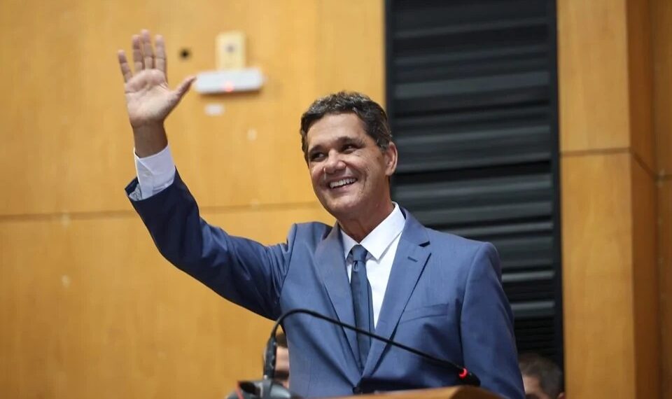 Pesquisa RealTime aponta Ricardo Ferraço à frente em todos os cenários no ES