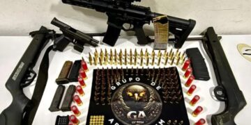 Polícia Militar apreende fuzil, pistola, espingardas e centenas de munições em propriedade rural de São Mateus