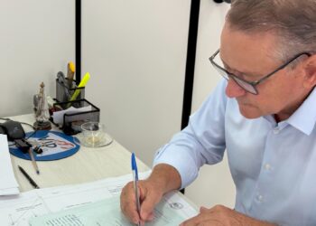 Aprovado projeto que garante cumprimento do Piso Nacional do Magistério e valorização dos professores de Nova Venécia