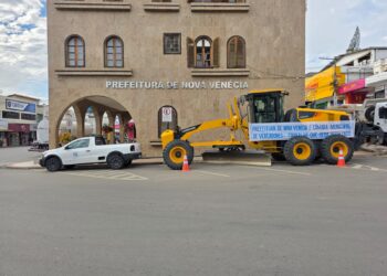 Prefeitura de Nova Venécia renova frota com tratores, patrol, caminhões e ambulâncias para melhorar serviços à população