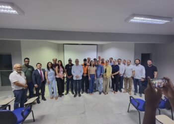 Comitê de Crise Hídrica reúne autoridades e instituições para discutir ações preventivas diante do risco de salinização em São Mateus