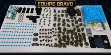 PM apreende drogas, arma e mais de R$ 33 mil durante ações no fim de semana em São Mateus