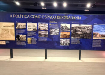 “Caminhos da Cidadania”: exposição da Ales traz documentos, fotos e mobiliários antigos